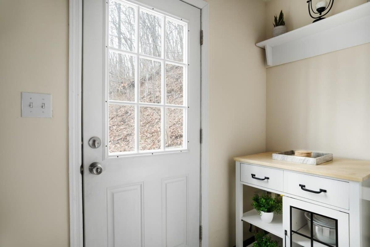 Modern Mountain Cottage W Hot Tub, Fire Pit, Wifi Inwood Εξωτερικό φωτογραφία